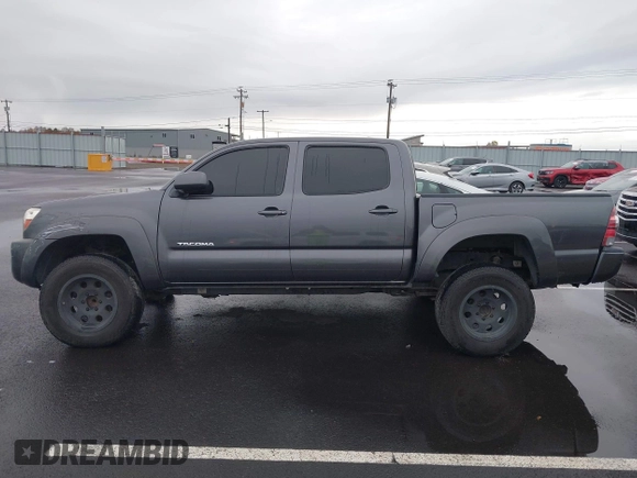 2011 Toyota Tacoma PreRunner with VIN 3TMJU4GN0BM119829, listed as a IAAI auction lot 40896155 with 121,860 mi miles and . Bid and sale history available at DreamBid. Image 15.