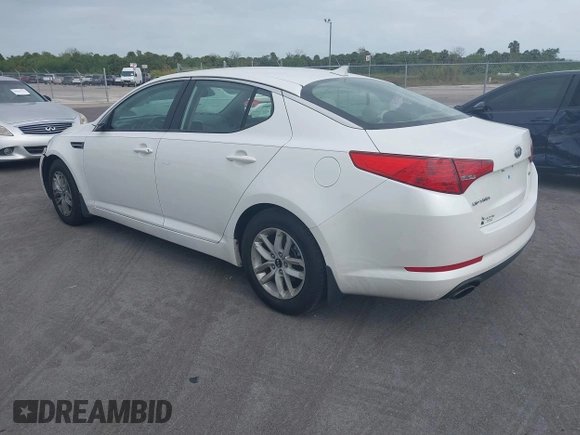 2011 Kia Optima LX with VIN KNAGM4A70B5065293, listed as a IAAI auction lot 38328974 with 224,554 mi miles and . Bid and sale history available at carsss.com. Image 3.