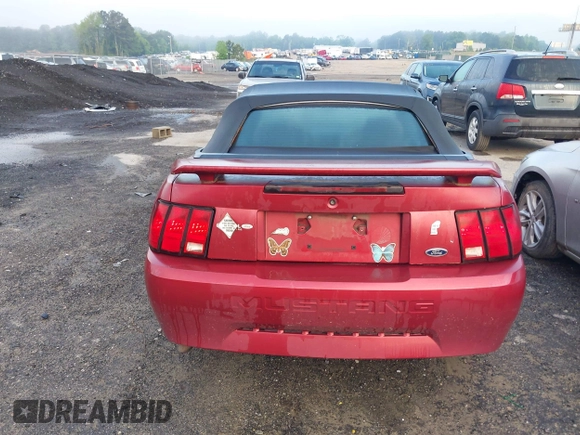 2004 Ford Mustang Deluxe with VIN 1FAFP44604F212319, listed as a IAAI auction lot 42100591 with 191,992 mi miles. Bid and sale history available at carsss.com. Image 14.