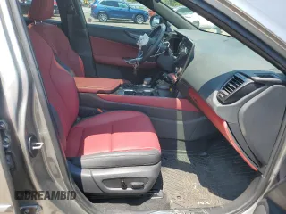 2024 Lexus NX 350h Premium z VIN 2T2GKCEZ4RC025080, wystawiony jako Copart lot #62932195 z przebiegiem 4 209 mil mil oraz Czysty tytuł • Clean title. Historia ofert i sprzedaży dostępna na DreamBid. Obrazek 7.