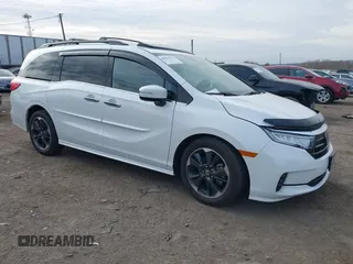 2024 Honda Odyssey Elite with VIN 5FNRL6H93RB000285, listed as a IAAI auction lot 40906174 with 20,146 mi miles. Bid and sale history available at carsss.com. Image 1.