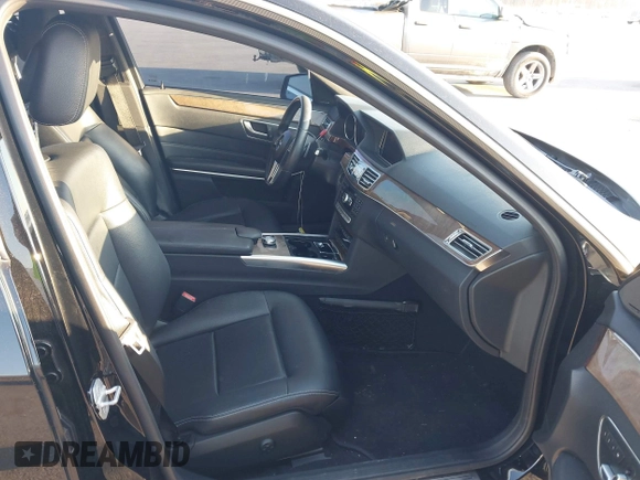 2014 Mercedes-Benz E 350 Luxury with VIN WDDHF8JB8EA858520, listed as a IAAI auction lot 41770199 with 120,093 mi miles and . Bid and sale history available at DreamBid. Image 5.