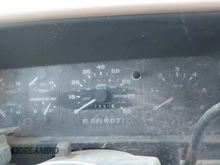 1994 Ford Explorer z VIN 1FMCU22X5RUA21287, wystawiony jako IAAI lot #42393545 z przebiegiem 72 453 mil mil oraz . Historia ofert i sprzedaży dostępna na DreamBid. Obrazek 7.