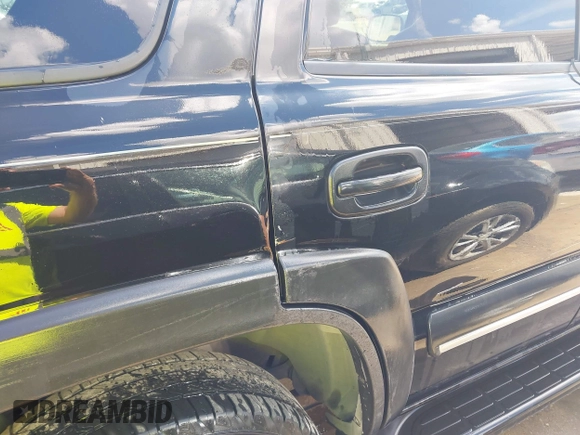 2004 Chevrolet Tahoe LT with VIN 1GNEC13Z14R188193, listed as a IAAI auction lot 42511846 with 225,660 mi miles and . Bid and sale history available at DreamBid. Image 6.