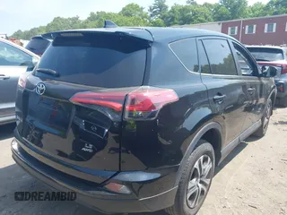 2018 Toyota RAV4 LE с VIN 2T3BFREV2JW849558, выставлен на аукционе IAAI как лот 42466690 с пробегом 108 820 миль миль и . История ставок и продаж доступна на DreamBid. Изображение 4.