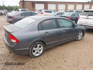 2011 Honda Civic LX-S z VIN 19XFA1F68BE015834, wystawiony jako IAAI lot #42215322 z przebiegiem 169 116 mil mil oraz . Historia ofert i sprzedaży dostępna na DreamBid. Obrazek 4.
