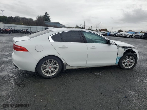 2019 Jaguar XE 25t Premium with VIN SAJAD4FX3KCP48863, listed as a Copart auction lot 85078244 with 67,513 mi miles and Salvage Title. Bid and sale history available at carsss.com. Image 3.