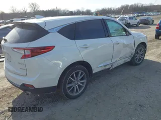 2020 Acura RDX Technology with VIN 5J8TC2H52LL033263, listed as a IAAI auction lot 41293471 with 62,393 mi miles and . Bid and sale history available at DreamBid. Image 4.