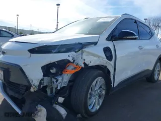 2023 Chevrolet Bolt EUV LT with VIN 1G1FY6S07P4191799, listed as a IAAI auction lot 41414365 with 24,733 mi miles. Bid and sale history available at carsss.com. Image 6.