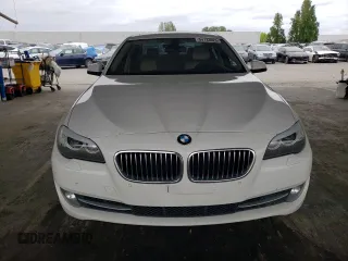 2013 BMW 5 Series 528i with VIN WBAXG5C5XDDY33573, listed as a Copart auction lot 54733925 with 161,265 mi miles and Clean Title. Bid and sale history available at DreamBid. Image 5.