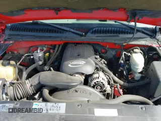 2003 Chevrolet Silverado 1500HD LS z VIN 1GCGK13U03F179543, wystawiony jako IAAI lot #42118862 z przebiegiem 118 128 mil mil oraz . Historia ofert i sprzedaży dostępna na DreamBid. Obrazek 19.