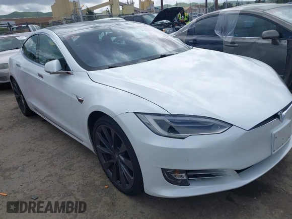 2018 Tesla Model S 75D with VIN 5YJSA1E23JF271465, listed as a IAAI auction lot 41911356 with 50,483 mi miles and . Bid and sale history available at DreamBid. Image 1.