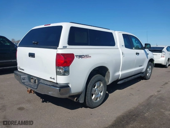 2008 Toyota Tundra 4WD Truck with VIN 5TFBV54158X059431, listed as a IAAI auction lot 41739429 with NaN miles. Bid and sale history available at carsss.com. Image 4.