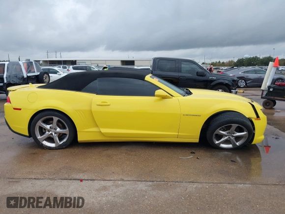 2015 Chevrolet Camaro LT with VIN 2G1FF3D3XF9221515, listed as a IAAI auction lot 41017371 with 118,438 mi miles. Bid and sale history available at carsss.com. Image 12.