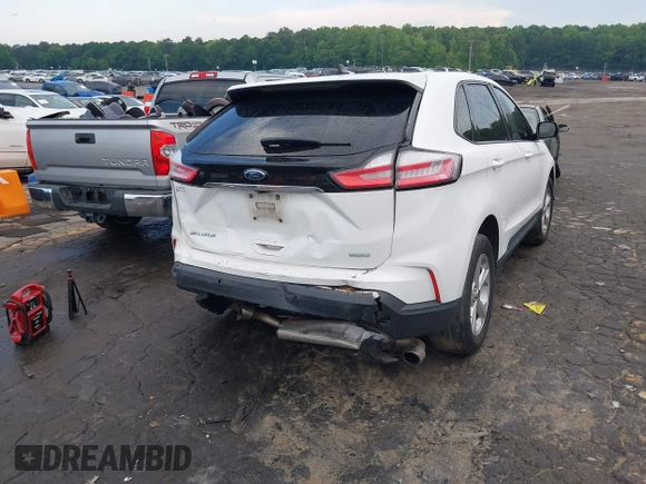 2020 Ford Edge SE z VIN 2FMPK3G91LBB28034, wystawiony jako IAAI lot #42256654 z przebiegiem 95 997 mil mil oraz . Historia ofert i sprzedaży dostępna na DreamBid. Obrazek 4.