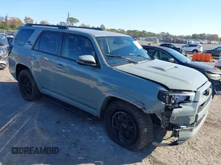 2022 Toyota 4Runner TRD Sport with VIN JTEAU5JR7N5262834, listed as a IAAI auction lot 41248742 with 21,869 mi miles and . Bid and sale history available at DreamBid. Image 1.