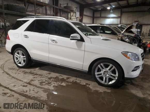 2014 Mercedes-Benz M 350 with VIN 4JGDA2EB2EA286578, listed as a Copart auction lot 45470435 with 121,968 mi miles and Salvage Title. Bid and sale history available at DreamBid. Image 4.
