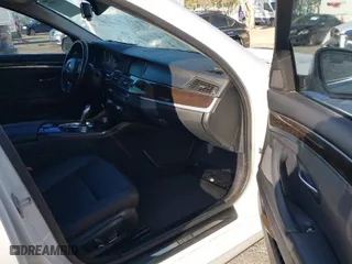 2015 BMW 5 Series 528i with VIN WBA5A5C53FD516889, listed as a IAAI auction lot 41920131 with 226,452 mi miles. Bid and sale history available at carsss.com. Image 5.