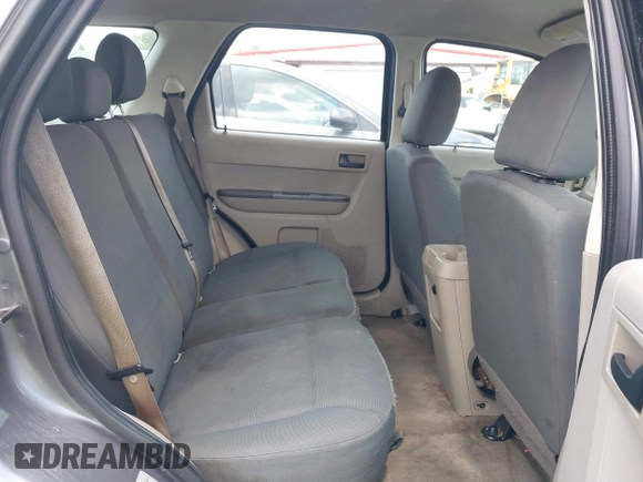 2010 Ford Escape XLS с VIN 1FMCU0C77AKD25868, выставлен на аукционе IAAI как лот 42219513 с пробегом 180 351 миль миль и . История ставок и продаж доступна на DreamBid. Изображение 8.