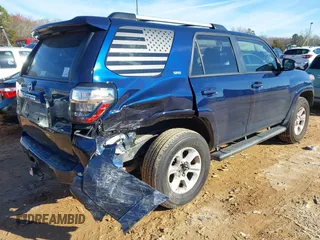 2020 Toyota 4Runner SR5 with VIN JTEBU5JR8L5777990, listed as a IAAI auction lot 41582185 with 37,862 mi miles and . Bid and sale history available at DreamBid. Image 4.