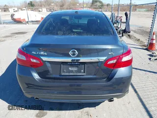 2018 Nissan Altima SR with VIN 1N4AL3AP0JC180577, listed as a IAAI auction lot 41378496 with 89,751 mi miles and . Bid and sale history available at carsss.com. Image 17.