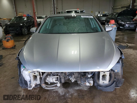 2020 Hyundai Elantra SEL z VIN 5NPD84LFXLH562366, wystawiony jako Copart lot #49205905 z przebiegiem 77 346 mil mil oraz Szkoda całkowita • Salvage title. Historia ofert i sprzedaży dostępna na DreamBid. Obrazek 5.