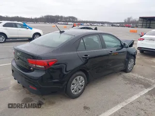 2019 Kia Rio S with VIN 3KPA24AB0KE180046, listed as a IAAI auction lot 41918142 with 98,055 mi miles. Bid and sale history available at carsss.com. Image 4.