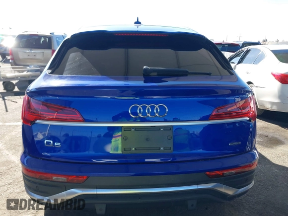 2022 Audi Q5 Sportback S line Premium Plus with VIN WA15AAFYXN2024513, listed as a IAAI auction lot 41307024 with 28,715 mi miles and . Bid and sale history available at DreamBid. Image 16.
