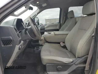 2018 Ford F-250 XL z VIN 1FT7W2BT6JEC77708, wystawiony jako Copart lot #56562595 z przebiegiem 141 567 mil mil oraz Szkoda całkowita • Salvage title. Historia ofert i sprzedaży dostępna na DreamBid. Obrazek 7.
