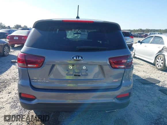 2020 Kia Sorento LX with VIN 5XYPG4A36LG698767, listed as a IAAI auction lot 40711932 with 38,979 mi miles. Bid and sale history available at carsss.com. Image 16.