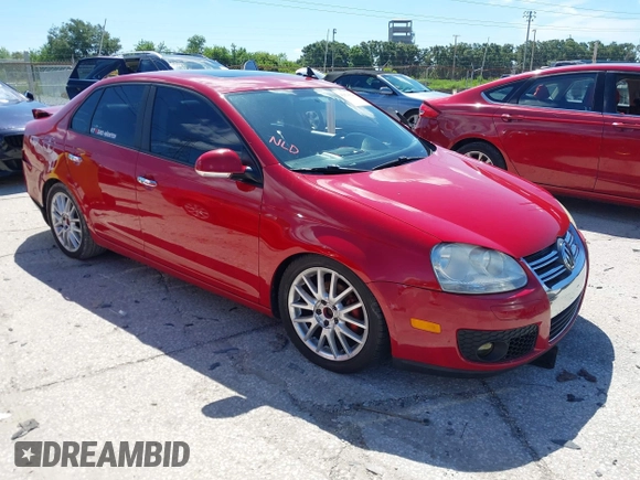 2010 Volkswagen Jetta Limited Edition z VIN 3VWRX7AJ0AM113039, wystawiony jako IAAI lot #42516546 z przebiegiem 220 785 mil mil oraz . Historia ofert i sprzedaży dostępna na DreamBid. Obrazek 1.