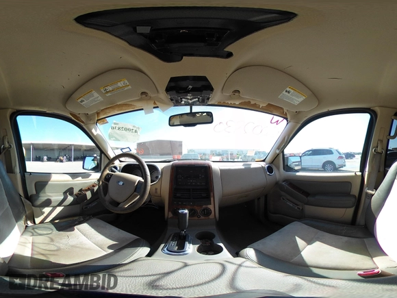 2006 Ford Explorer z VIN 1FMEU64E56UB52663, wystawiony jako IAAI lot #42002830 z przebiegiem 199 847 mil mil oraz . Historia ofert i sprzedaży dostępna na DreamBid. Obrazek 20.