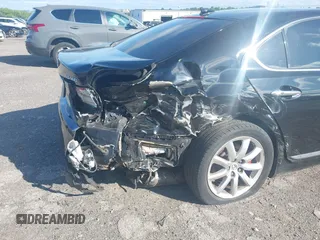 2009 Lexus LS 460 с VIN JTHCL46F895001922, выставлен на аукционе IAAI как лот 42273978 с пробегом Не указан миль и . История ставок и продаж доступна на DreamBid. Изображение 6.