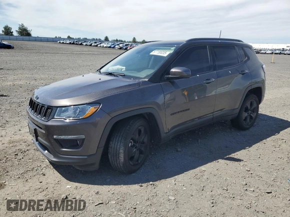 2020 Jeep Compass Latitude z VIN 3C4NJDBB2LT161837, wystawiony jako Copart lot #57730035 z przebiegiem 37 689 mil mil oraz Szkoda całkowita • Salvage title. Historia ofert i sprzedaży dostępna na DreamBid. Obrazek 1.