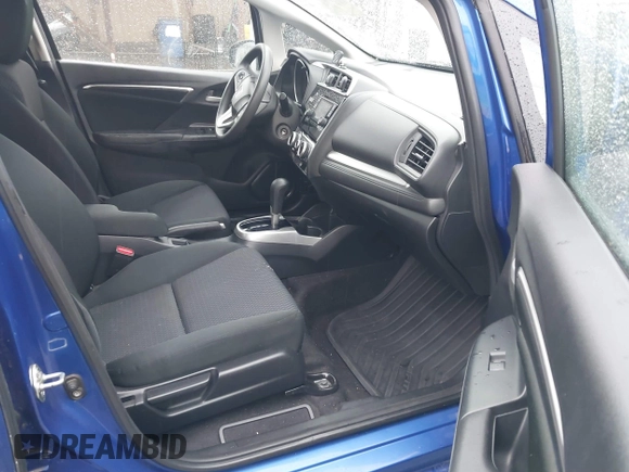 2018 Honda Fit LX with VIN 3HGGK5H48JM712284, listed as a IAAI auction lot 41860266 with 39,873 mi miles and . Bid and sale history available at DreamBid. Image 5.