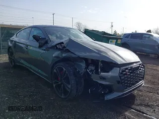 2024 Audi S5 Sportback Premium Plus z VIN WAUB4CF57RA120058, wystawiony jako IAAI lot #41705697 z przebiegiem 13 649 mil mil oraz . Historia ofert i sprzedaży dostępna na DreamBid. Obrazek 1.