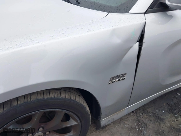 2019 Dodge Charger R/T with VIN 2C3CDXCT2KH605656, listed as a IAAI auction lot 41464186 with 118,254 mi miles. Bid and sale history available at carsss.com. Image 21.
