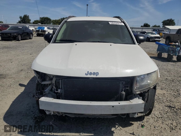 2016 Jeep Compass Sport с VIN 1C4NJCBAXGD525774, выставлен на аукционе Copart как лот 58432815 с пробегом 129 430 миль миль и Списание • Salvage title. История ставок и продаж доступна на DreamBid. Изображение 5.