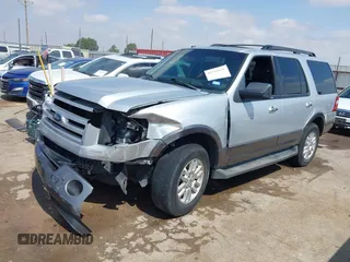 2012 Ford Expedition XLT z VIN 1FMJU1H57CEF66321, wystawiony jako IAAI lot #42311631 z przebiegiem 242 134 mil mil oraz . Historia ofert i sprzedaży dostępna na DreamBid. Obrazek 2.