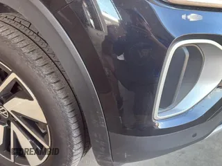 2024 Volkswagen Atlas SE with VIN 1V2HR2CA2RC553977, listed as a IAAI auction lot 42731405 with 24,692 mi miles and . Bid and sale history available at DreamBid. Image 10.