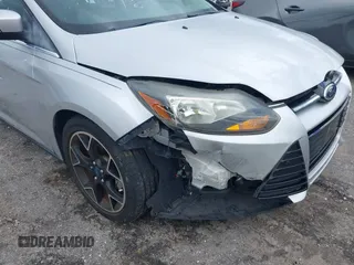 2012 Ford Focus Titanium с VIN 1FAHP3J28CL381248, выставлен на аукционе IAAI как лот 39731691 с пробегом 123 720 миль миль и . История ставок и продаж доступна на DreamBid. Изображение 6.