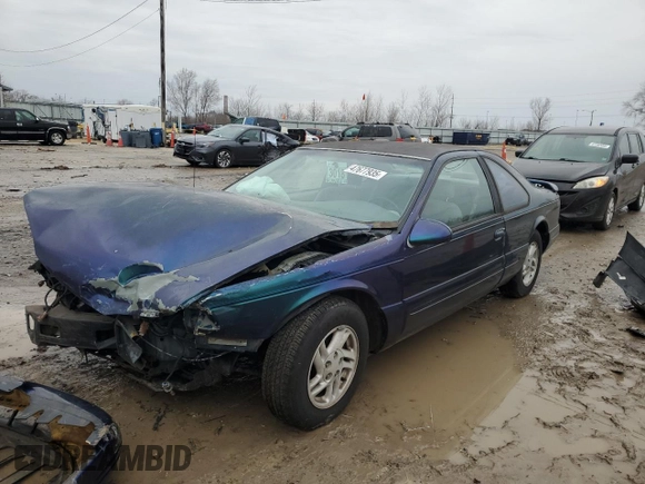 1996 Ford Thunderbird LX z VIN 1FALP6244TH118429, wystawiony jako Copart lot #47677935 z przebiegiem 167 726 mil mil oraz Szkoda całkowita • Salvage title. Historia ofert i sprzedaży dostępna na DreamBid. Obrazek 1.