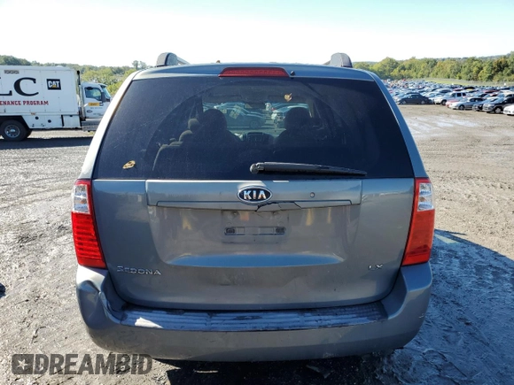 2008 Kia Sedona LX with VIN KNDMB233186216462, listed as a Copart auction lot 72605044 with 194,731 mi miles and Salvage Title. Bid and sale history available at carsss.com. Image 6.