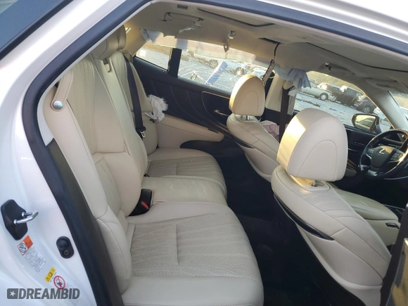 2018 Lexus LS with VIN JTHC5LFF9J5000318, listed as a Copart auction lot 77924194 with 121,302 mi miles and Salvage Title. Bid and sale history available at carsss.com. Image 10.