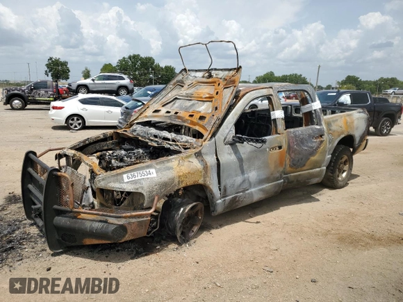 2004 Dodge Ram 2500 SLT with VIN 3D7KA28C44G252101, listed as a Copart auction lot 66804034 with 0 mi miles and Salvage Title. Bid and sale history available at carsss.com. Image 1.
