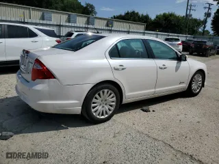 2011 Ford Fusion Hybrid with VIN 3FADP0L30BR110137, listed as a Copart auction lot 67914594 with 128,543 mi miles and Salvage Title. Bid and sale history available at carsss.com. Image 3.
