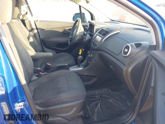 2016 Chevrolet Trax LS with VIN KL7CJNSB3GB555610, listed as a IAAI auction lot 41687384 with 95,626 mi miles. Bid and sale history available at carsss.com. Image 5.