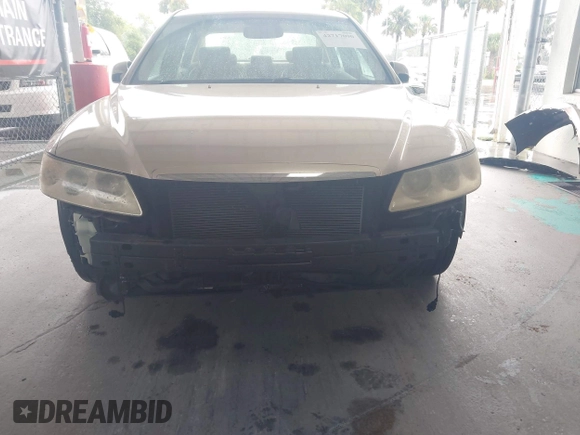 2007 Hyundai Azera SE with VIN KMHFC46F07A236118, listed as a IAAI auction lot 42717090 with 138,531 mi miles and . Bid and sale history available at DreamBid. Image 6.