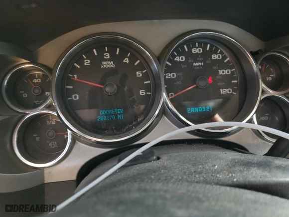 2007 Chevrolet Silverado 1500 LT w/1LT with VIN 1GCEK19J57Z516670, listed as a Copart auction lot 48702965 with 200,278 mi miles and Salvage Title. Bid and sale history available at carsss.com. Image 9.
