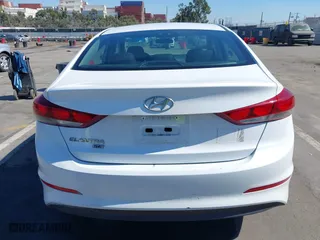 2018 Hyundai Elantra SE with VIN 5NPD74LF9JH292627, listed as a IAAI auction lot 41659266 with 59,907 mi miles. Bid and sale history available at carsss.com. Image 16.